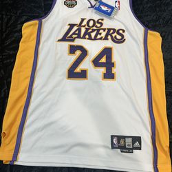 Kobe Noche Latina