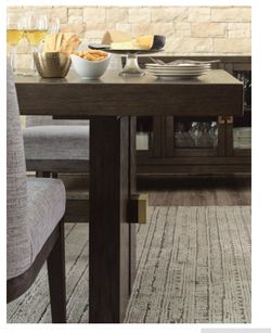 Dark brown Extendable dinning table