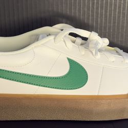 Nike Court Shot Mens 9.5 White Malachite Gum Brown Casual Sneaker FQ8146 109 New
