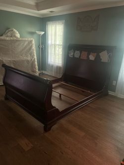 Queen size bed frame