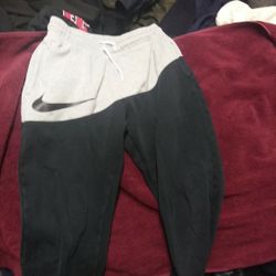 Nike warm joggers (M)