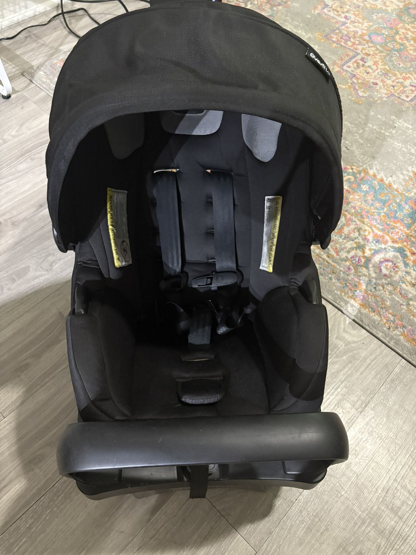 Newborn - Infant Car Seat