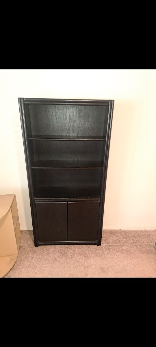 Shelving Unit.......Great Condition 