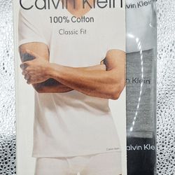 Calvin klein v neck 100% cotton shirts new 3 pack. Sizes s-xl available