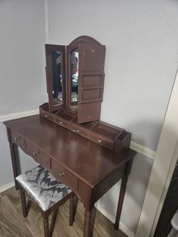 Vanity