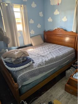 Queen bed