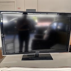 Samsung Flat Screen TV – Works Great