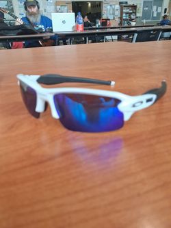 Oakley Flax 2.0