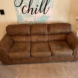 Brown Pull Out Couch And Recliner 