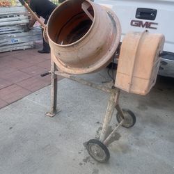Revolvedora de Cemento