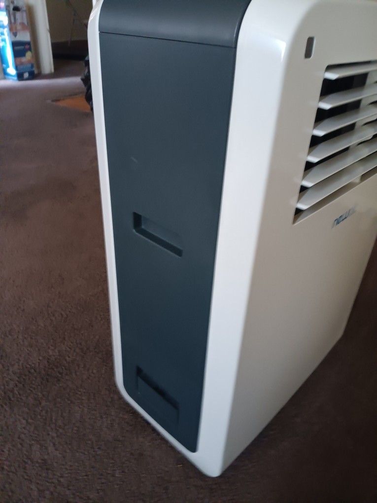 Newair Air Conditioner (No Remote)