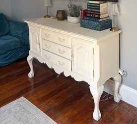 Elegant TV stand