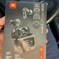JBL Tour Pro 2 