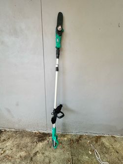 Pole saw tall tree trimmer brand new condition