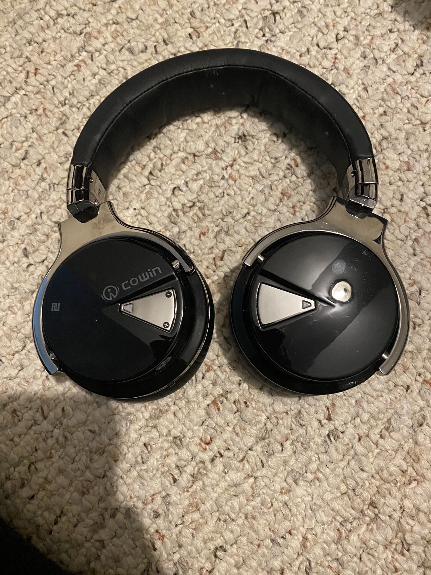 Cowin Headphones($30 Retail)