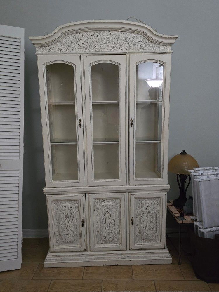 Armoire