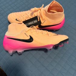 Elite phantom cleats 9 1/2