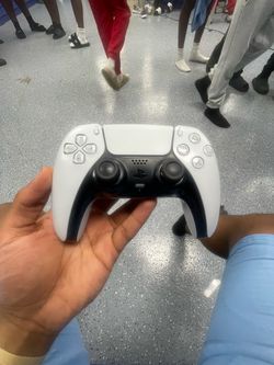 PlayStation 5 DualSense Wireless Controller