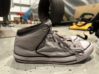 Converse Chuck Taylor’s (Size 9 in Mens)