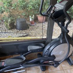 Exercise Elliptical Machine