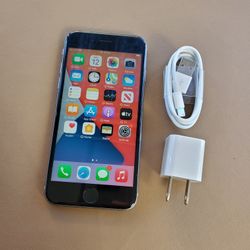 iPhone 6s - UNLOCKED - Like New  