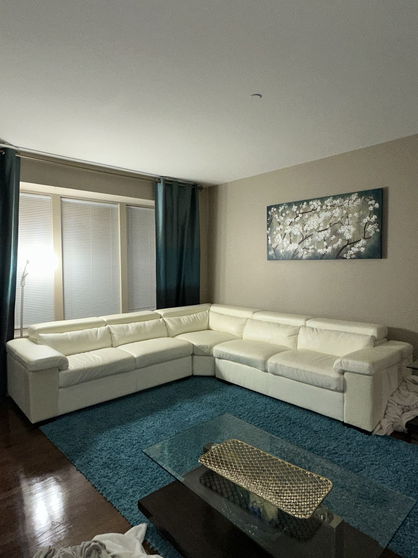 Fabric Living Room Set With Sectional, Cream color HAS SCRATCHES for