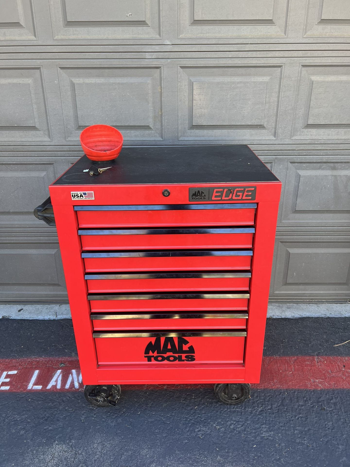 Mac Tools Rolling Tool Box And Tools