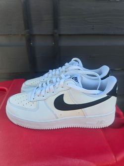 9M  Nike Air Force 1