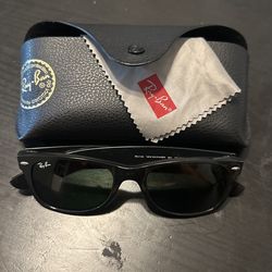 Ray Ban