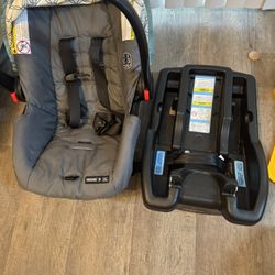 Graco Snugride 30 baby car seat