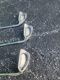 PING ZING 2 Golf Clubs Right Handed 4,5,W