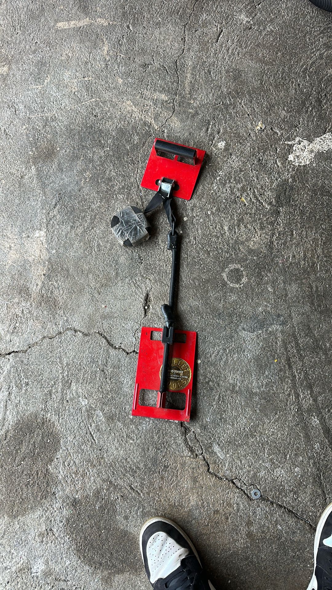 Wood Flooring Strap Clap