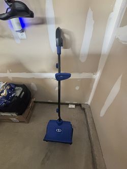 Snow Joe electric snow shovel