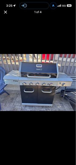 Nexgrill Deluxe Gas Grill