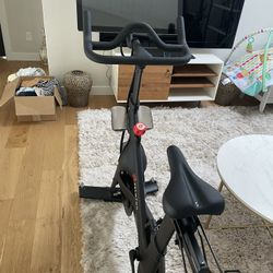 Peloton For Sale!! 