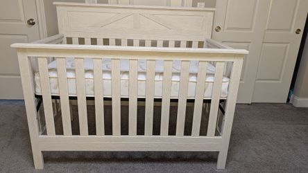 Crib with mattress