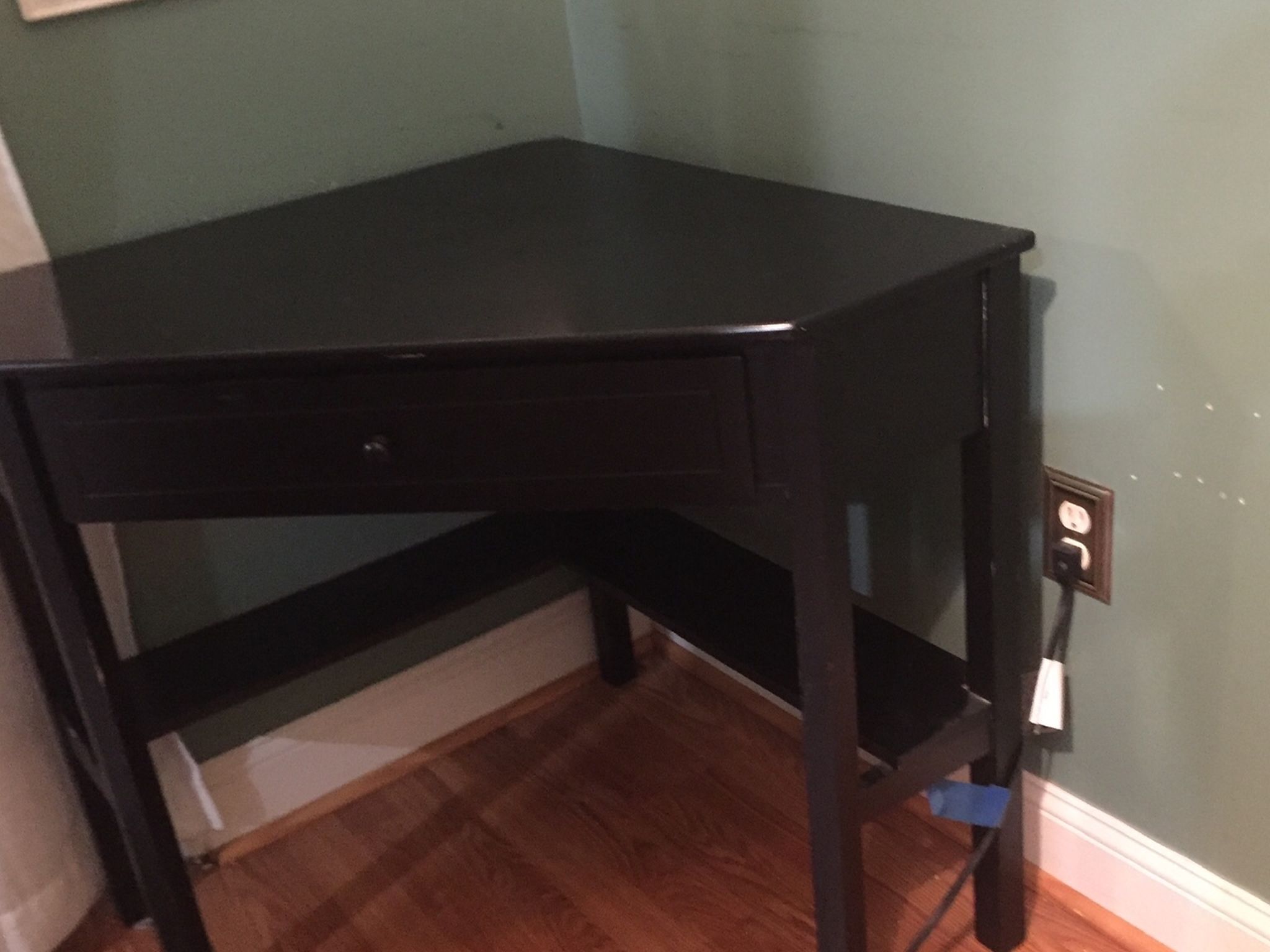 Black Corner Desk