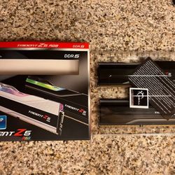 DDR5 RAM Computer 32GB 7200Mhz G.SKILL Trident Z5 RGB Series RGB