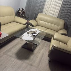 3 Piece Letter Sofia Set Plus a Table as a Bonus 