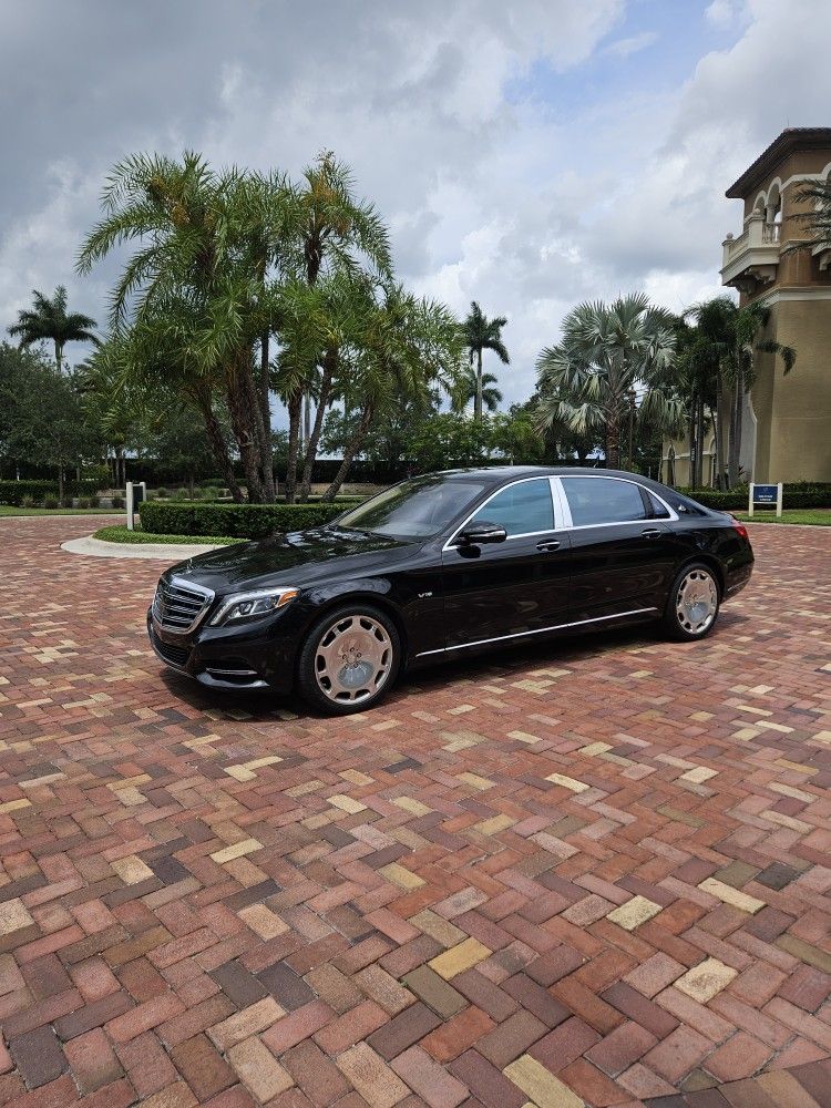 2016 Mercedes-Benz Maybach
