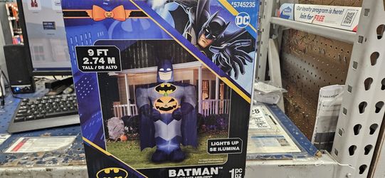 Batman 9ft Inflatable