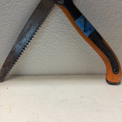 Folding Saw