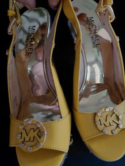 Michael Kors Yellow Womens Wedges S7M
