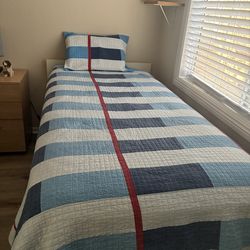 Twin bed IKEA