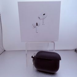 Apple AirPods Pro 2nd Gen Lightning A2700 Wireless Earbuds w/Box & Case
