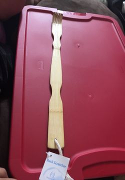 Back scratcher