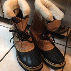 SOREL CARIBOU SNOW BOOTS 