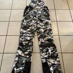 NEW Men’s Size M and XL Snow Pants Ski Snowboarding Waterproof Warm Winter Sport Arctix 