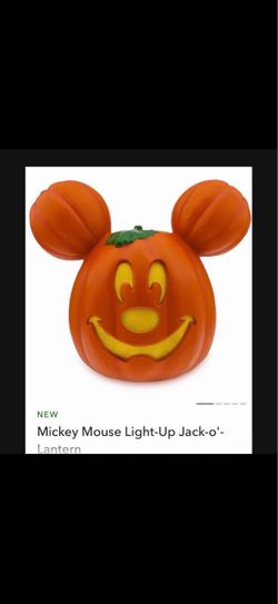 Mickey Mouse Halloween Pumpkin