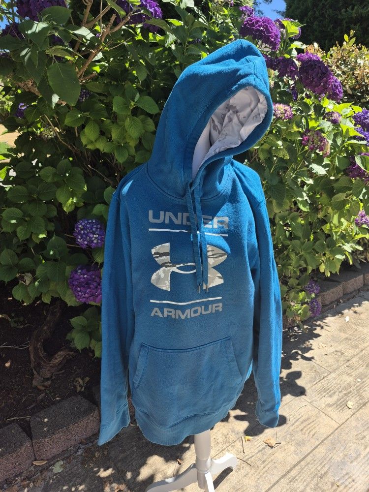 Under Armour Hoodie